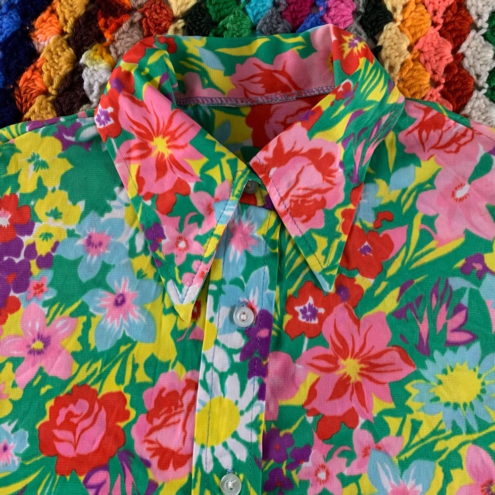 Vintage 70s Rainbow Cheery Floral Stretch Dagger Disco Collar Button Up … - Picture 5 of 12